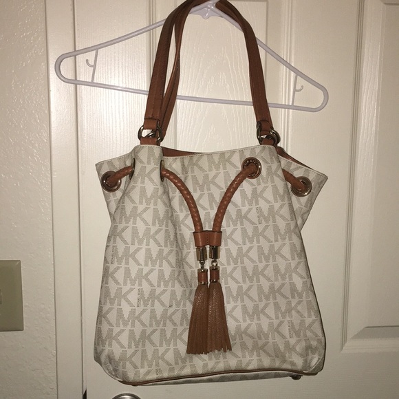 Michael Kors Purse - Picture 1 of 8